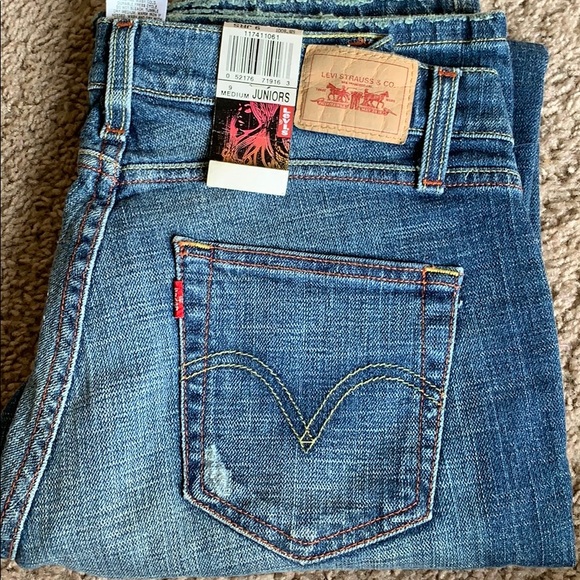 N͙E͙W͙ with all tags Levi’s CURVY CUT Jeans 9 M - Picture 1 of 5
